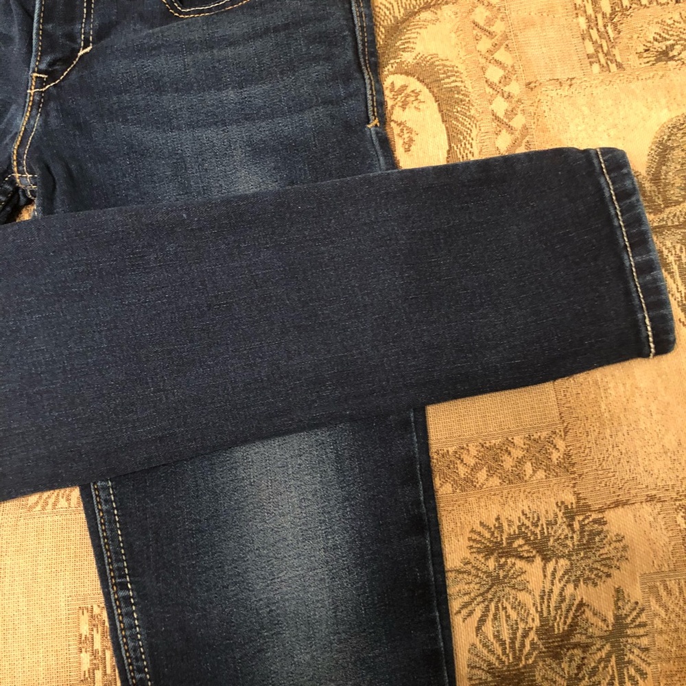 Levi jeans SOLD - Picture 2 of 3